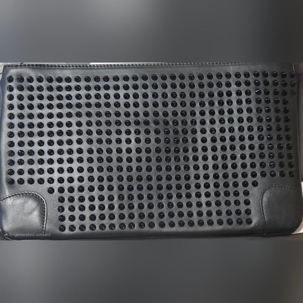 Christian Louboutin Loubiposh Clutch - Picture 3 of 13